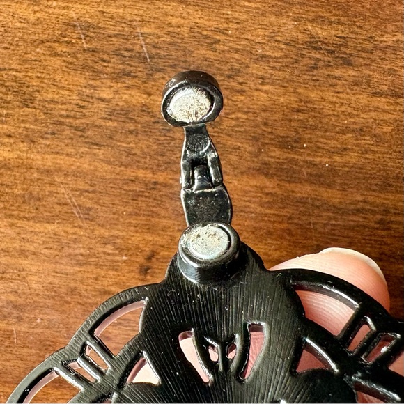 Black Lia Sophia Pendant Black Crystals Black Enamel Magnetic Closure - Picture 3 of 6